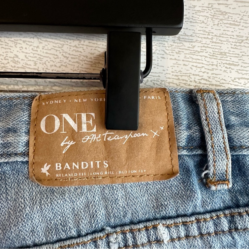ONE TEASPOON Bandits Denim Distressed Shorts Button Fly Size 29 - Picture 8 of 8